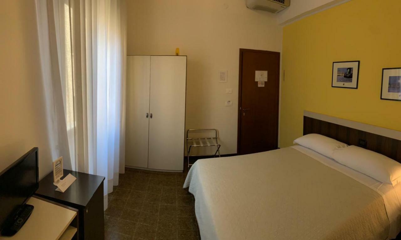 Hotel Centrale Este Eksteriør bilde