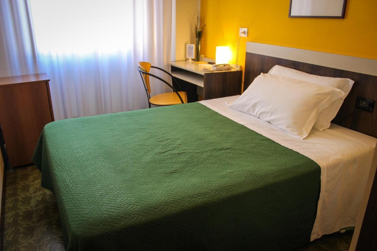 Hotel Centrale Este Eksteriør bilde