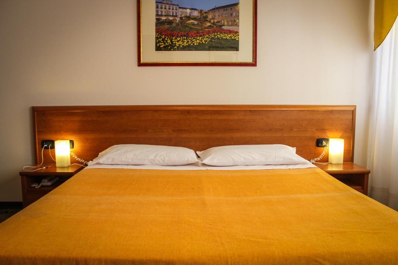 Hotel Centrale Este Eksteriør bilde