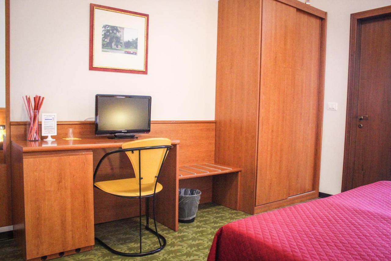 Hotel Centrale Este Eksteriør bilde